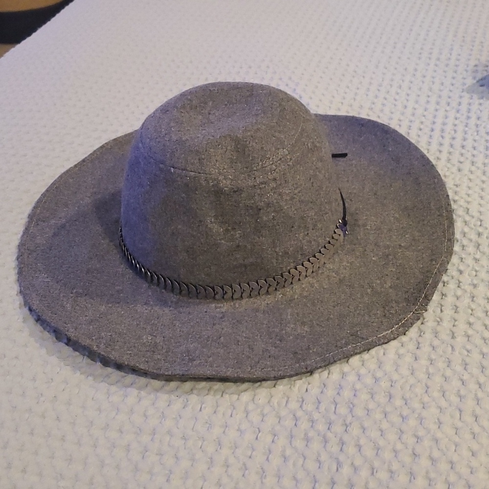 NWt Gray Wool Blend Adjustable Hat